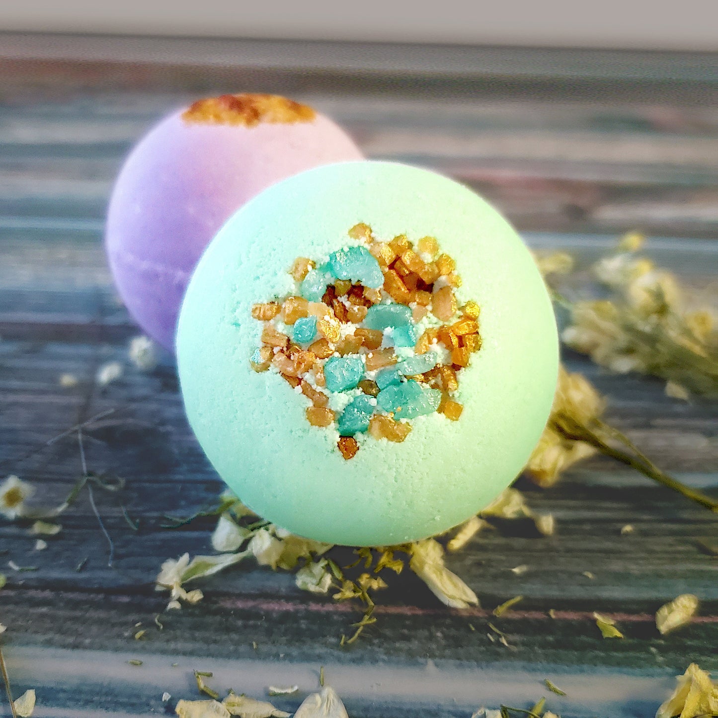 Bath bombs for men, Bath bombs set, bath bombs gift set, Bubbling bath truffle, Large Bubble bath bomb, Bulk bath bomb set, natural bath bomb with essential oils, bubbling bath bomb gift set, bubble bath fizzies, fizzy bath bombs, bath fizz and foam